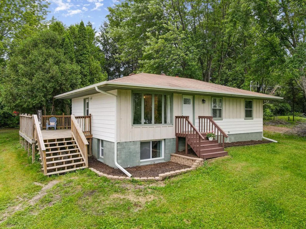 44775 Bending Ave Harris MN 55032 USA-001-009-001-MLS_Size.jpg