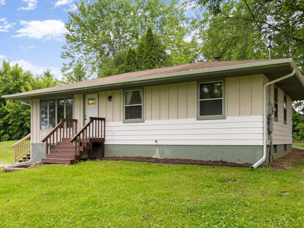 44775 Bending Ave Harris MN 55032 USA-011-012-008-MLS_Size.jpg