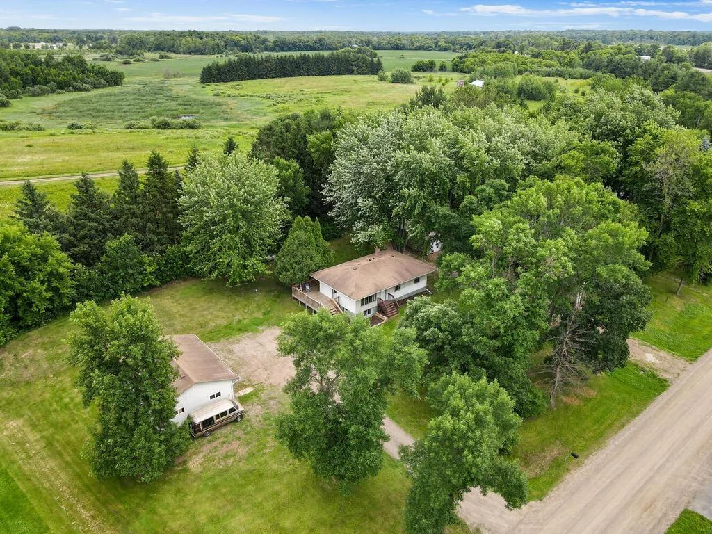 44775 Bending Ave Harris MN 55032 USA-005-003-003-MLS_Size.jpg