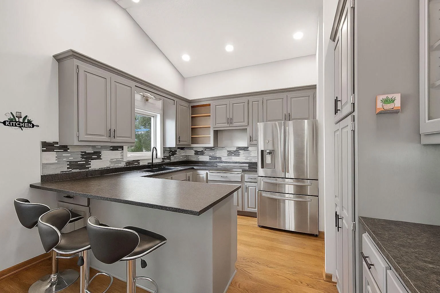 Photo 1 of 1219 Lakeview