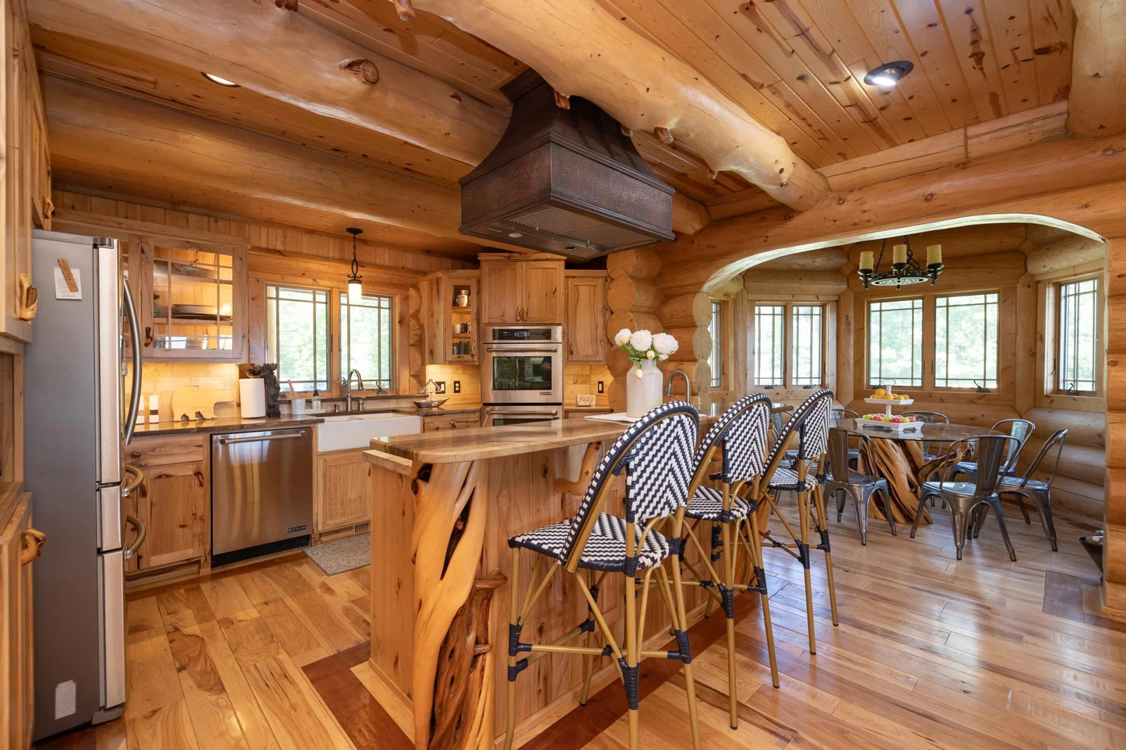 Beautiful state of the art kitchen