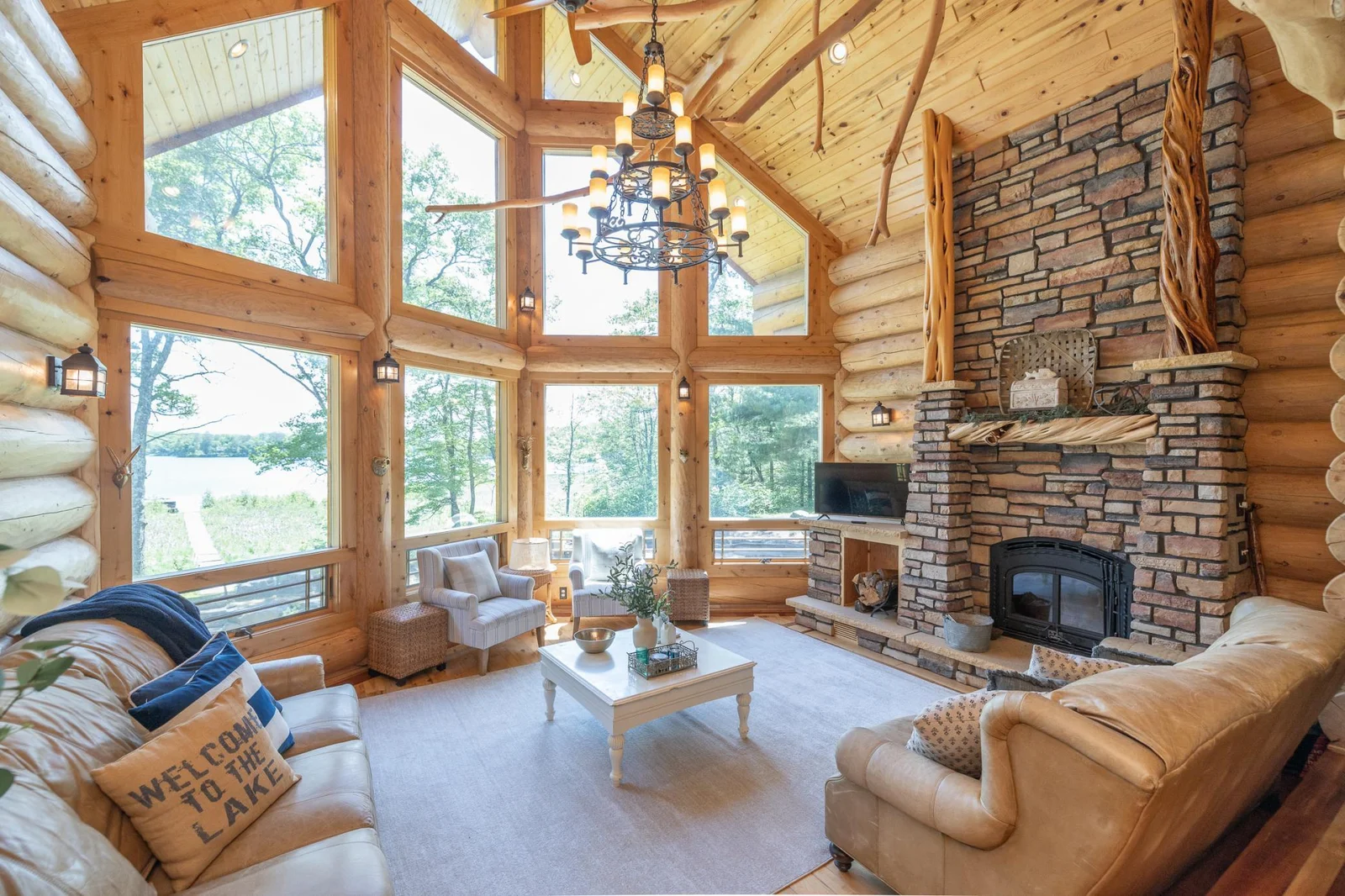 Floor to ceiling windows overlooking the lake
