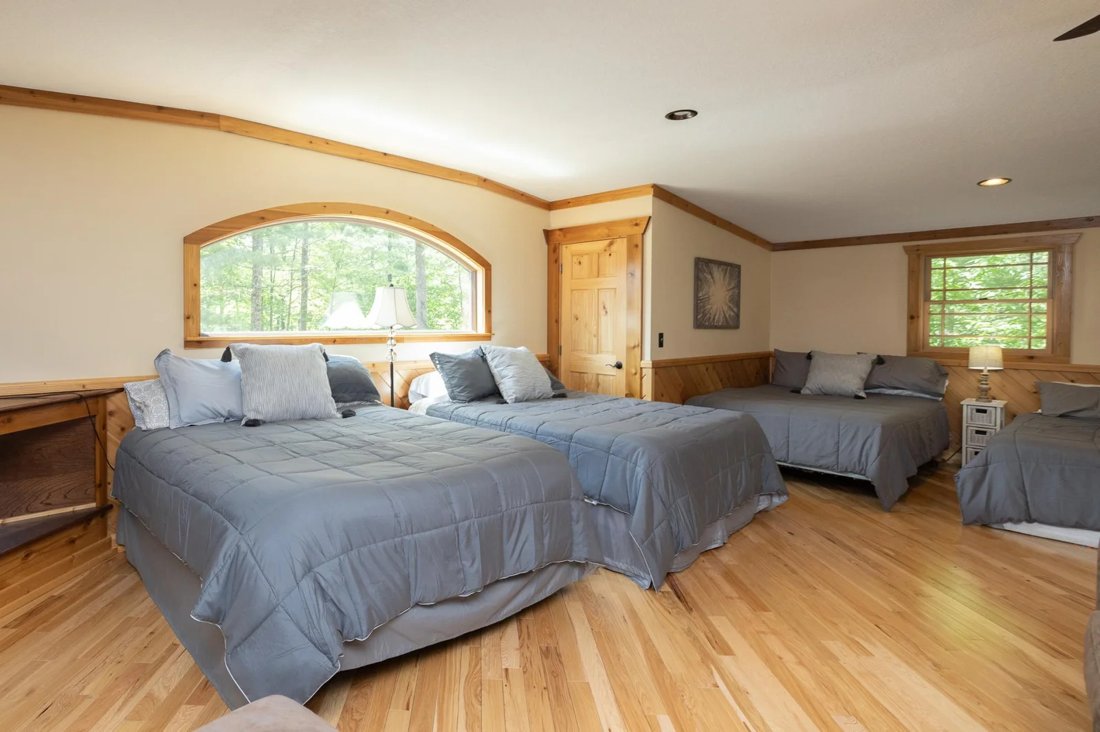 Beautiful guest suite large enough to sleep an additional 8 guests