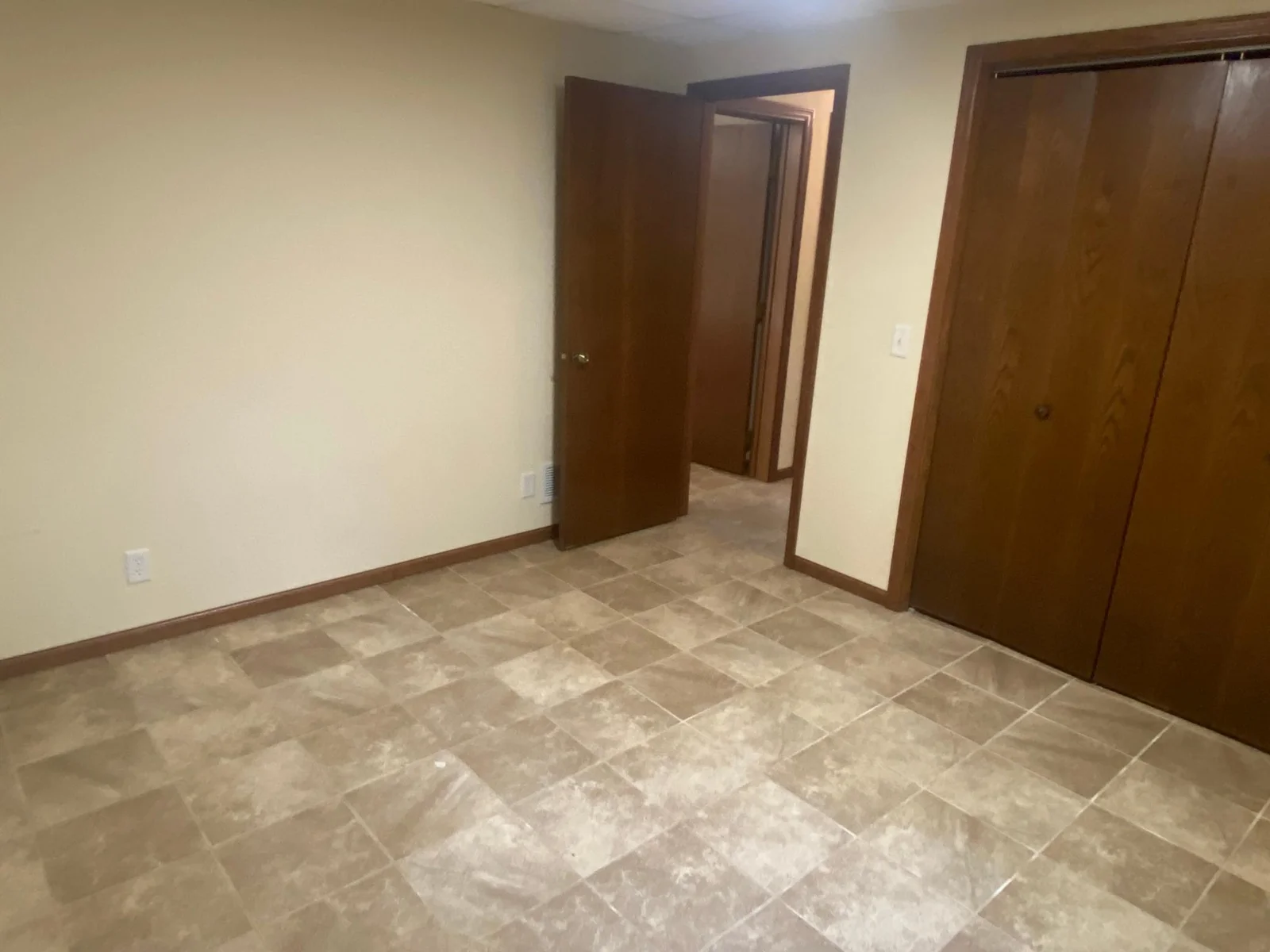 Lower Level Bedroom 4