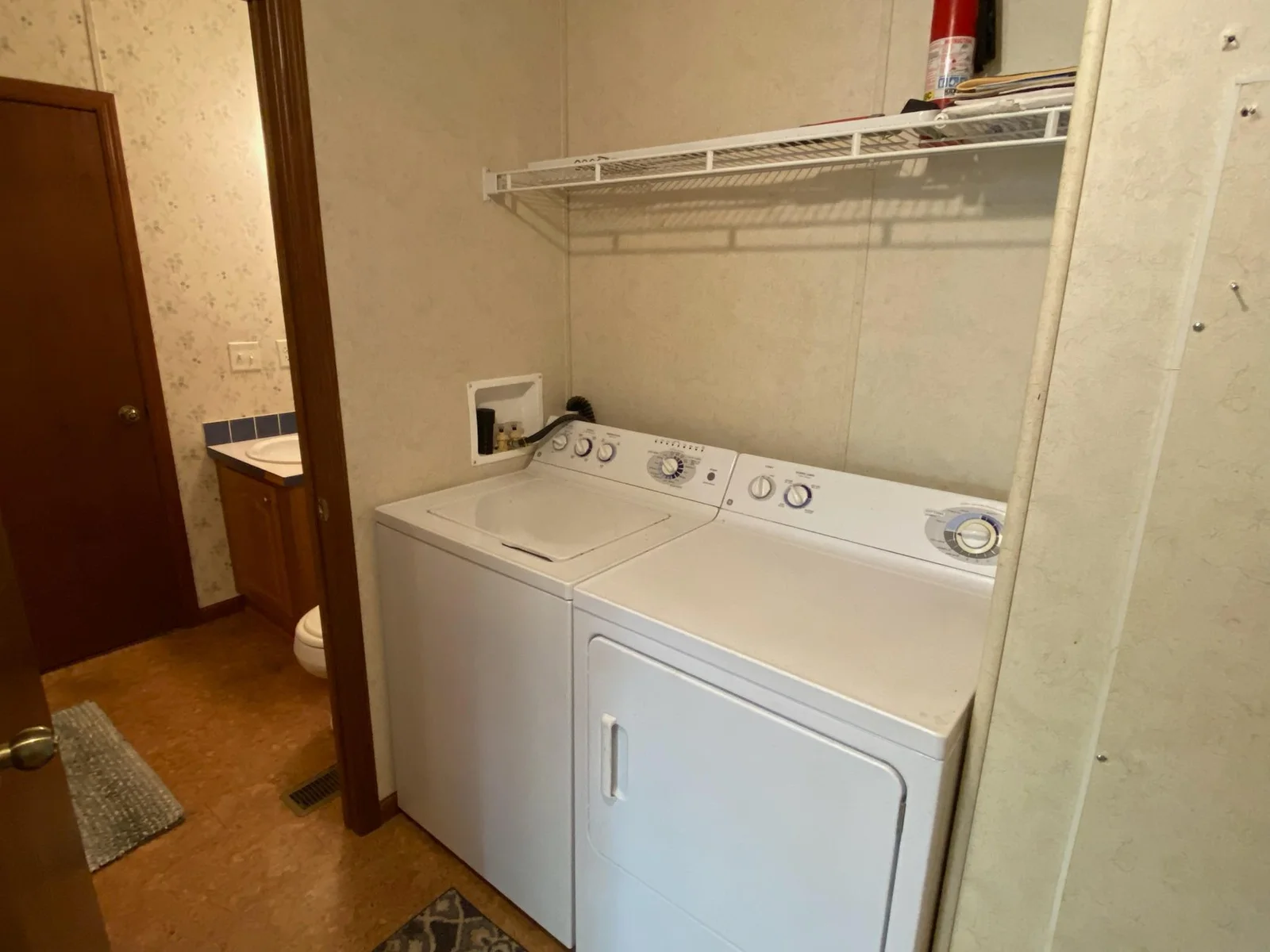 Main floor laundry!