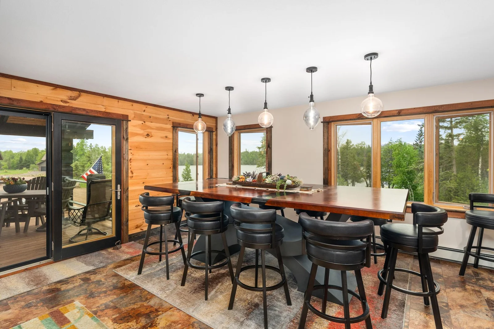 Cabin 1 Dining