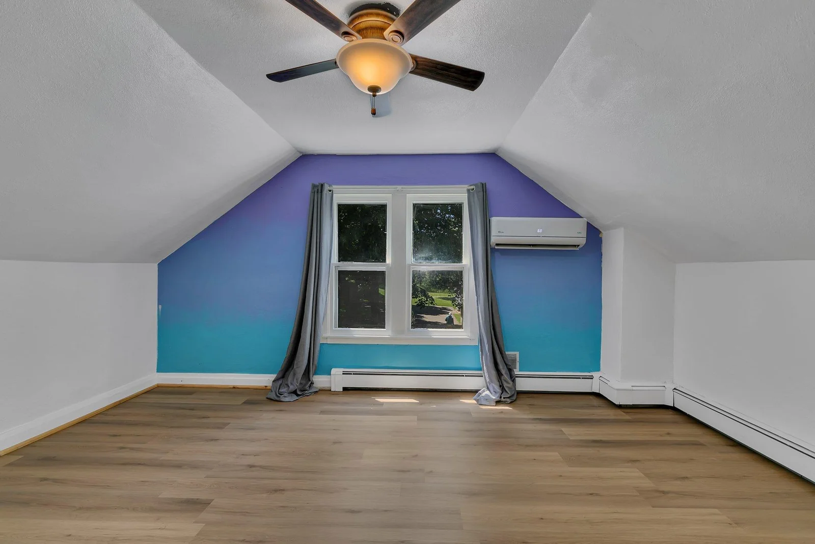 Upper level second bedroom!