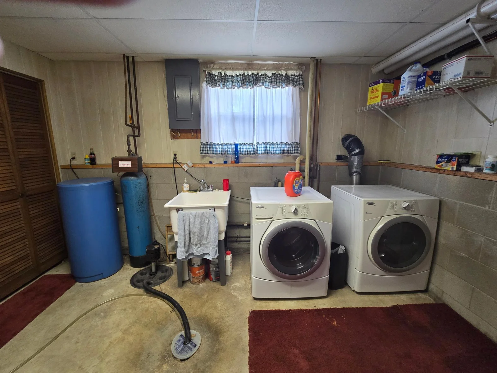 Nice Utility Room Set UP