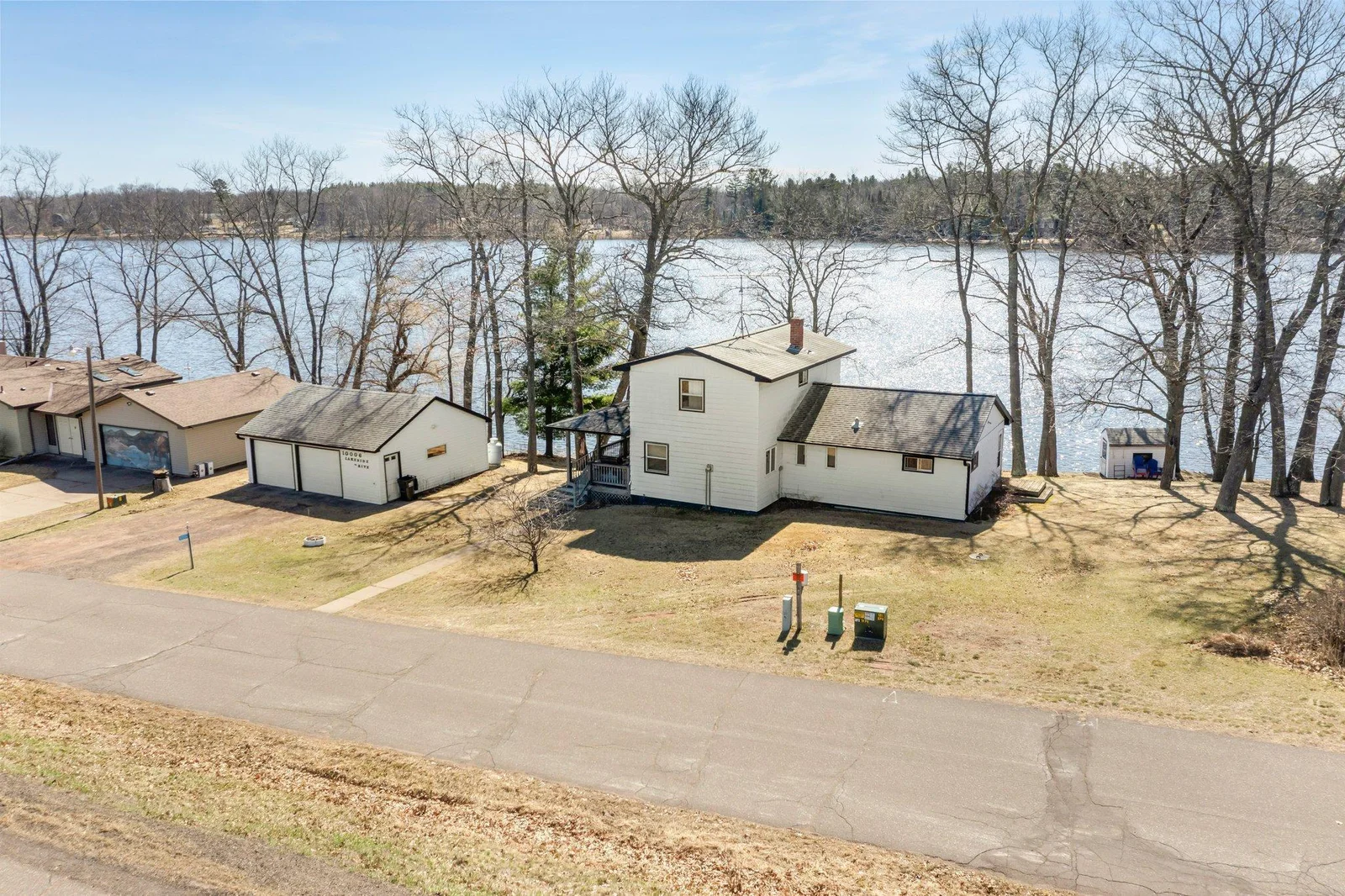 Welcome to 10006 Lakeside Drive.