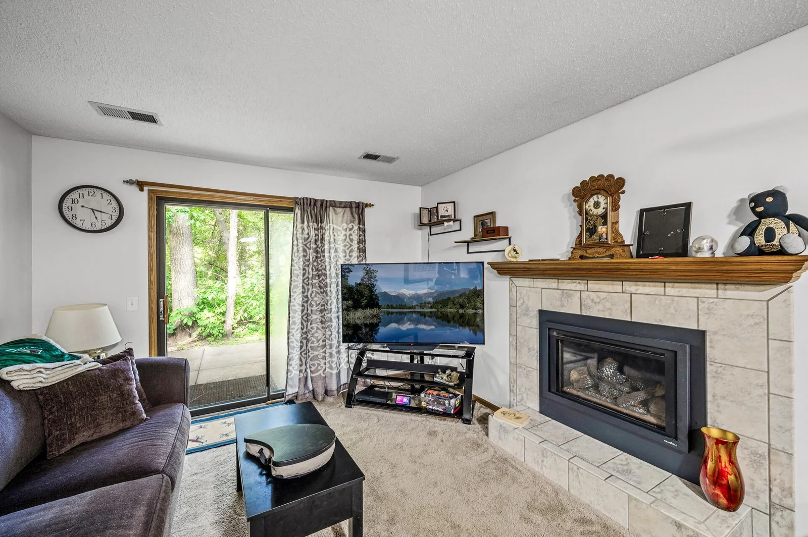 10_102E_South_Dr10_mls.jpg