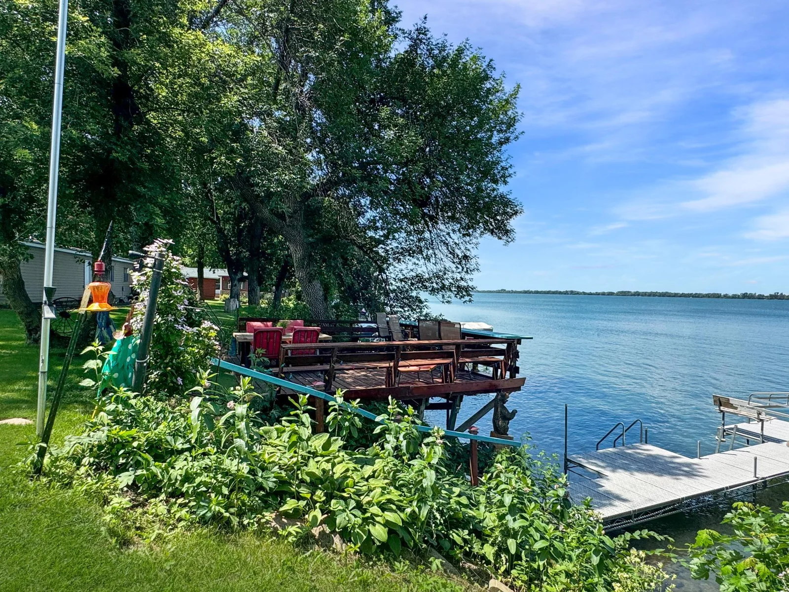 Lake frontage area