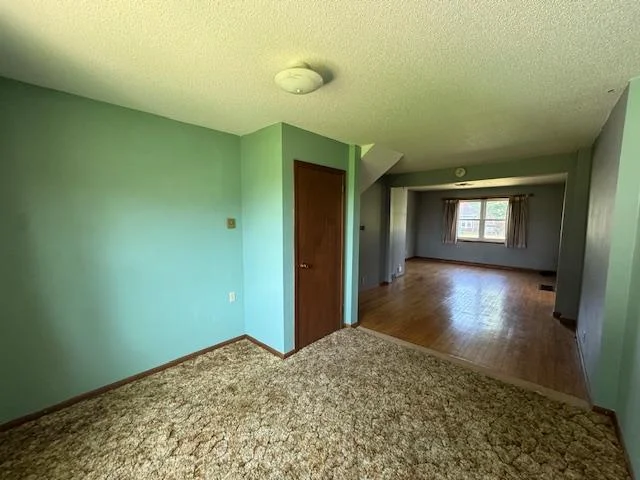 Main floor bonus area