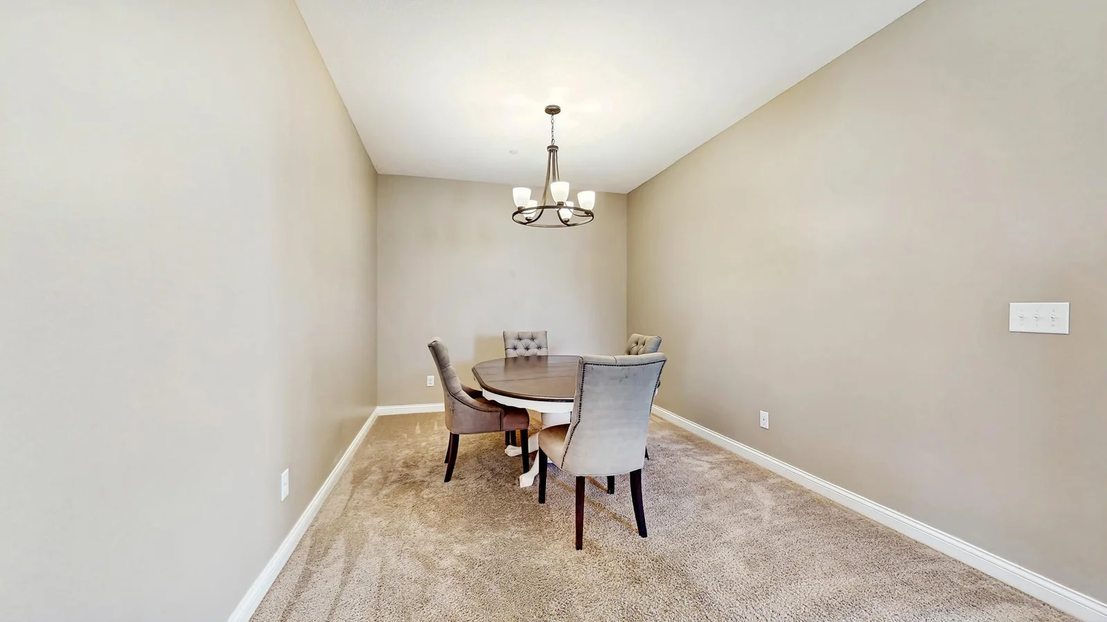 There is a semi formal dining area located off the kitchen.