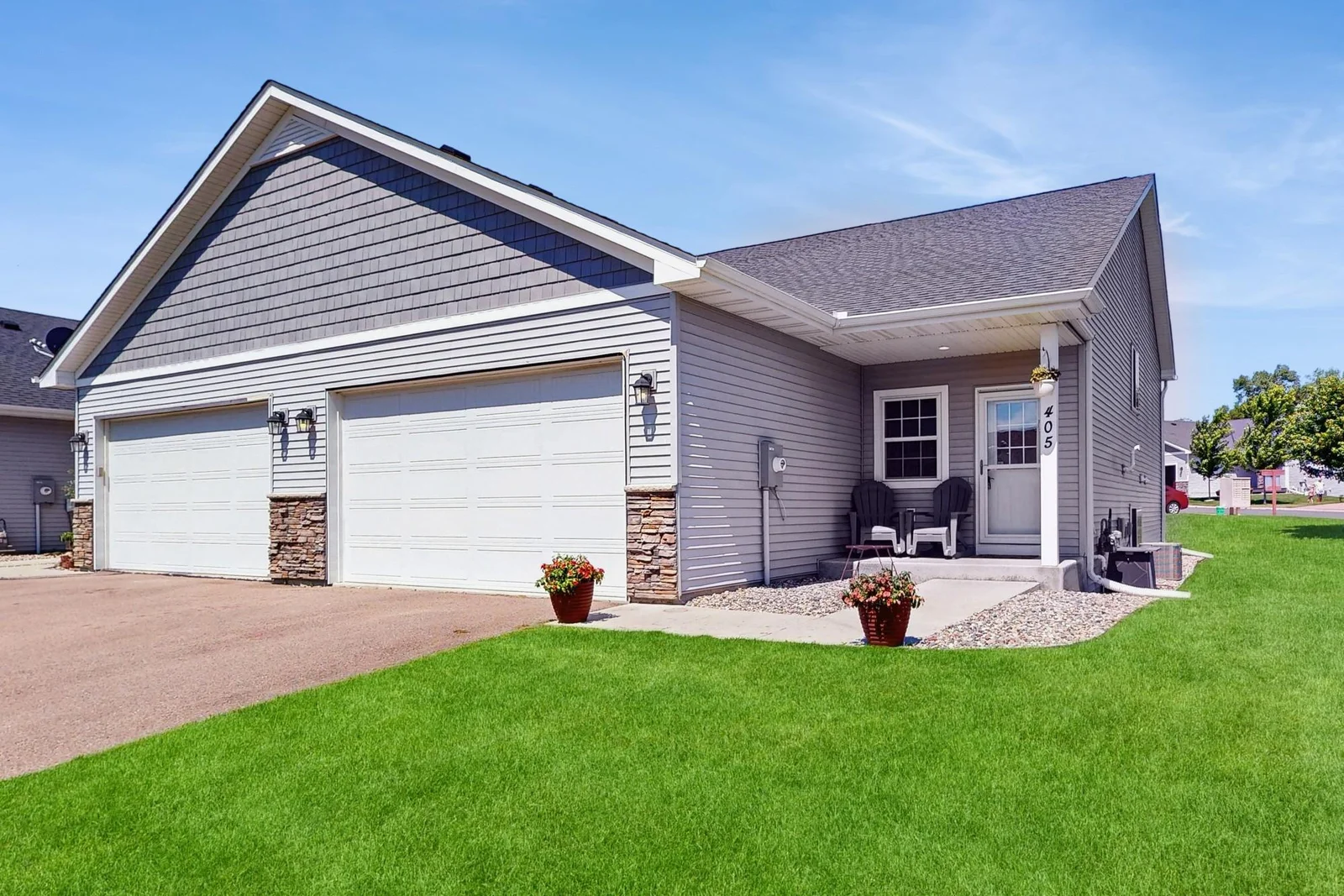 405 Meadow Lane, Norwood Young America