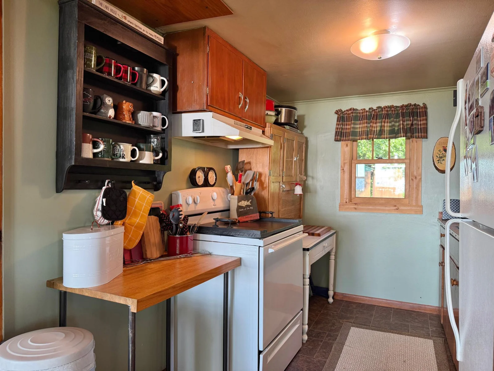 They sellers made great use of this space.