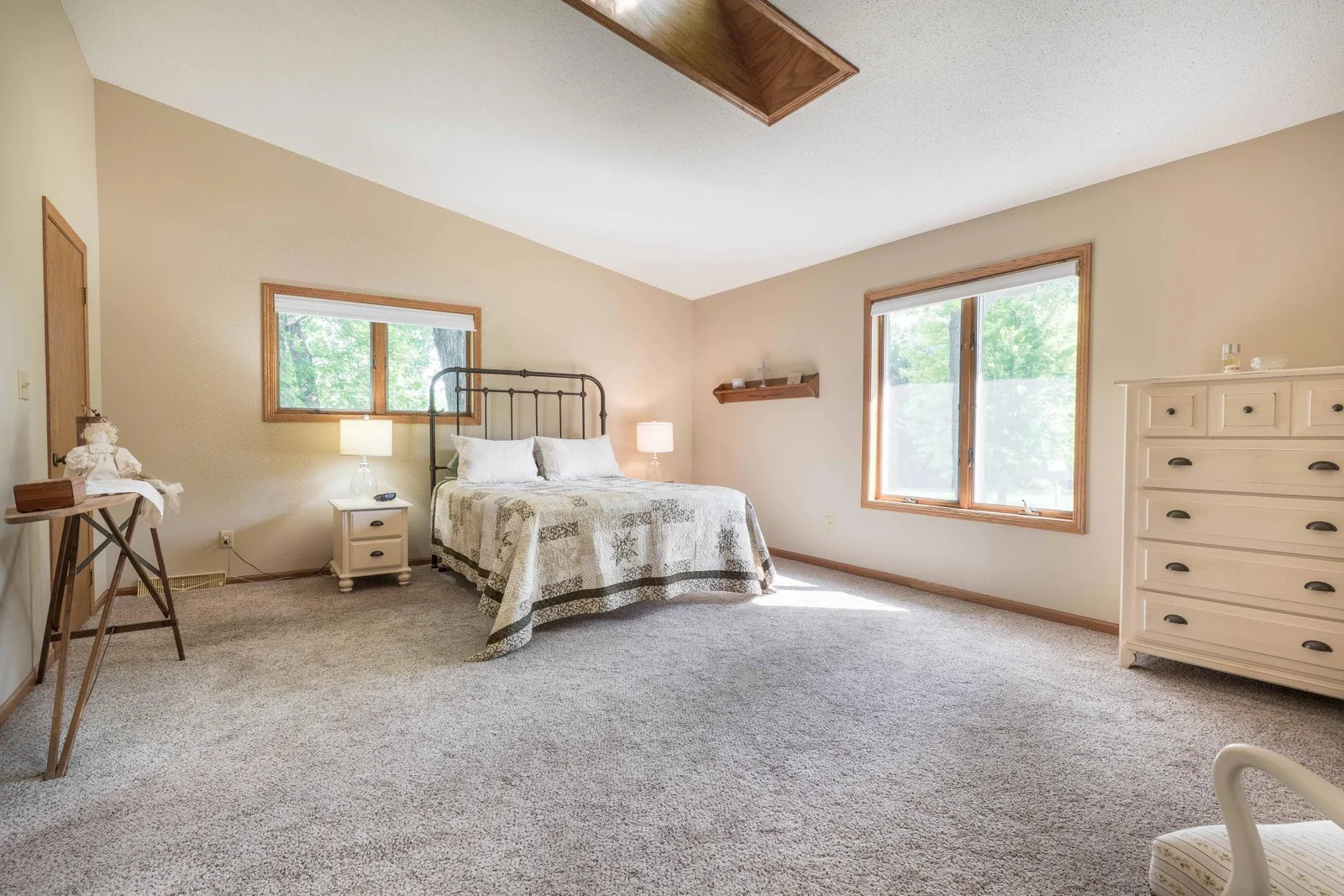 Spacious Primary Suite