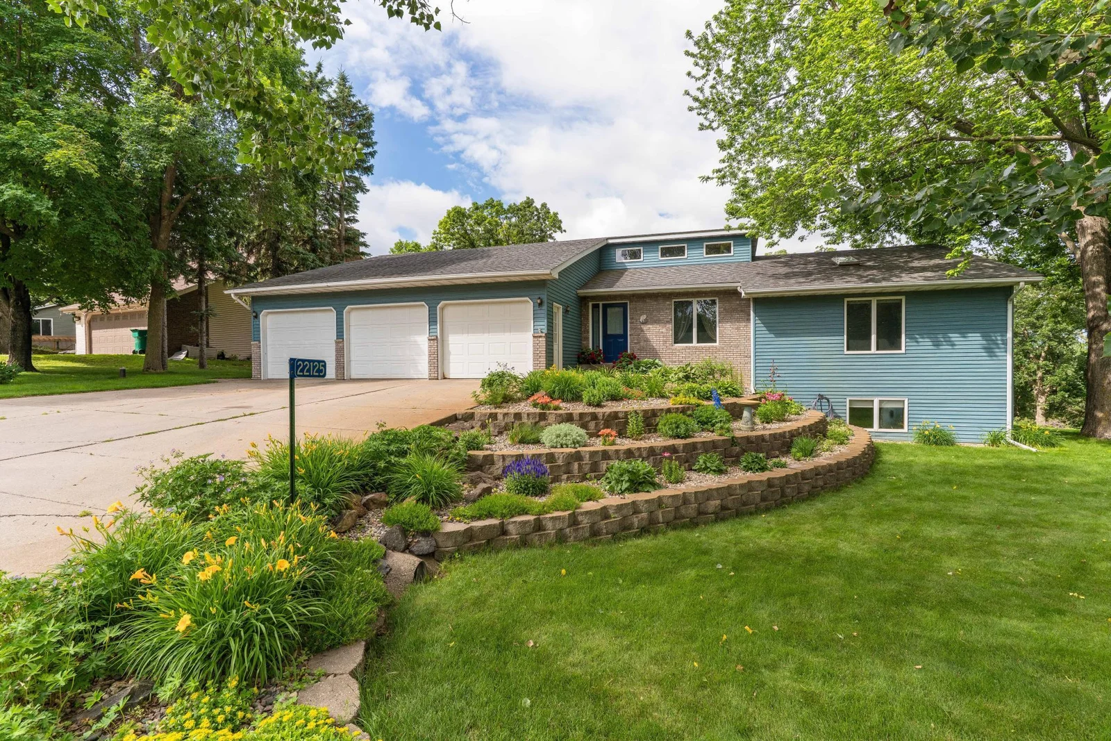 Photo 1 of 22125 River Oaks