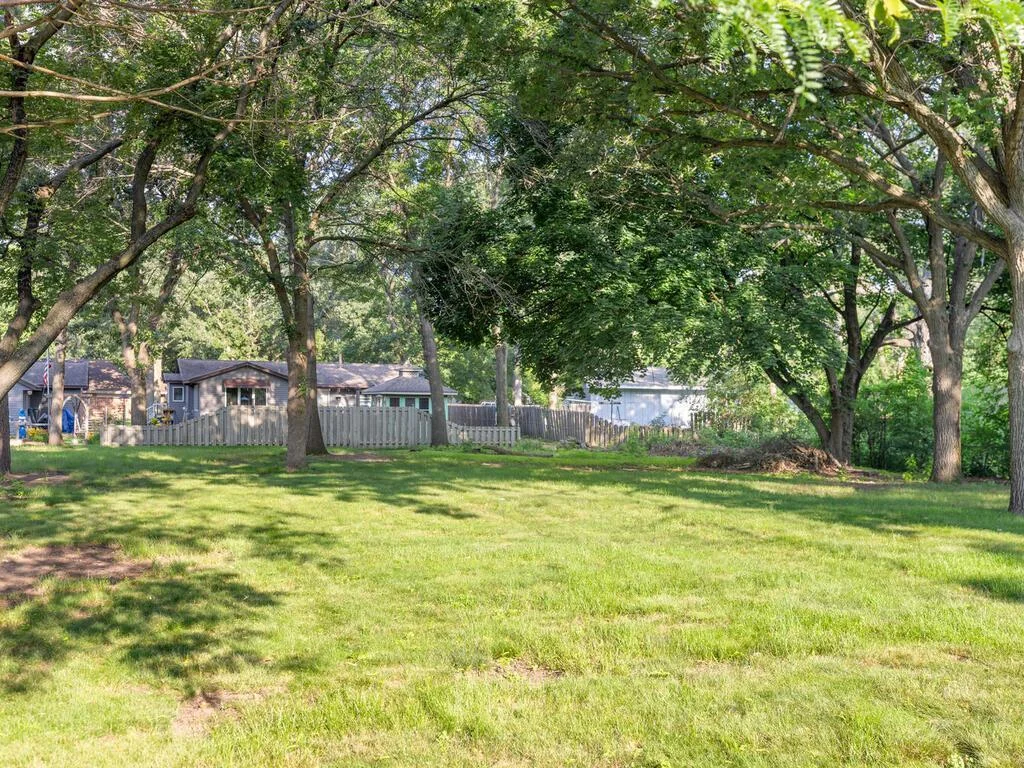 11827 Douglas Dr N Champlin MN 55316 USA-012-027-012-MLS_Size.jpg