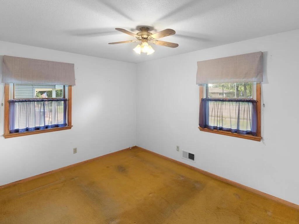 11827 Douglas Dr N Champlin MN 55316 USA-030-009-030-MLS_Size.jpg