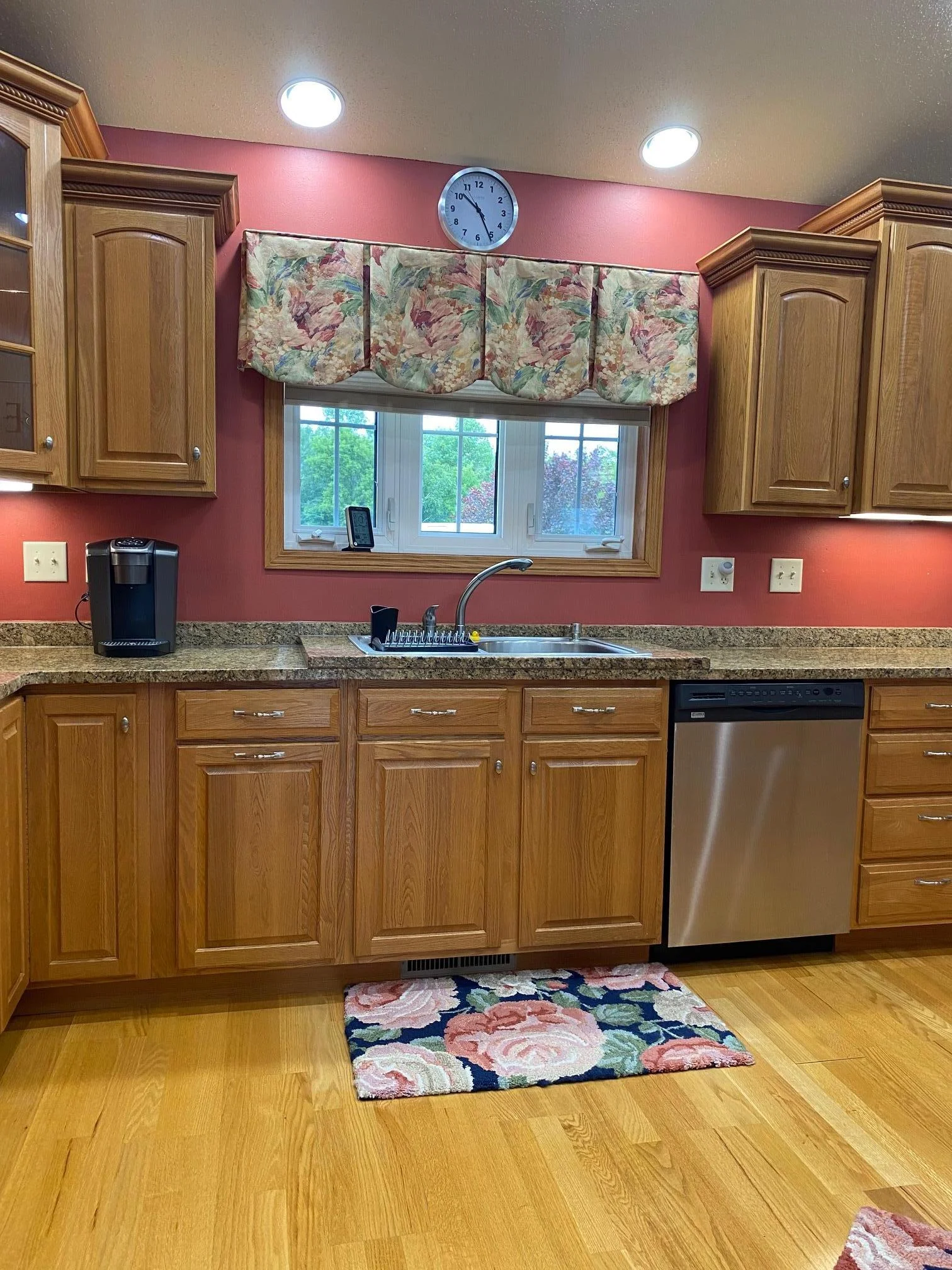 Sink & Dishwasher