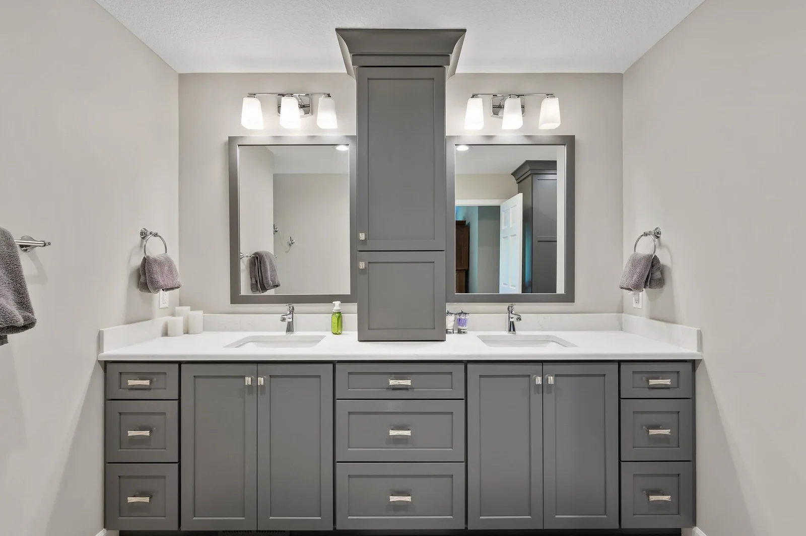 Dual sinks are a neccessity!