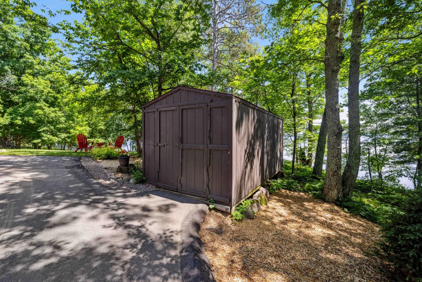 Shed at driveway