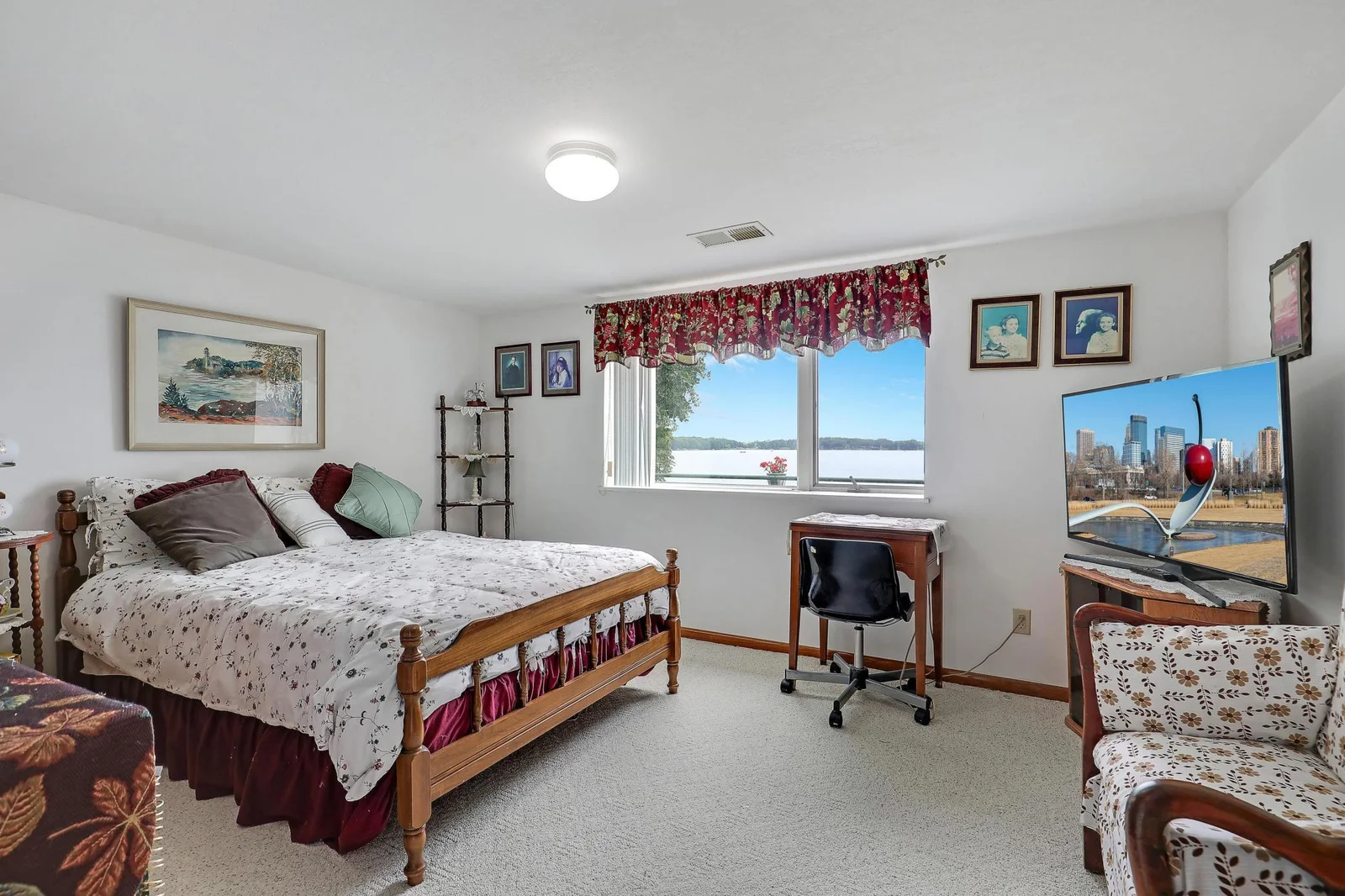 Lakeview Lower Bedroom