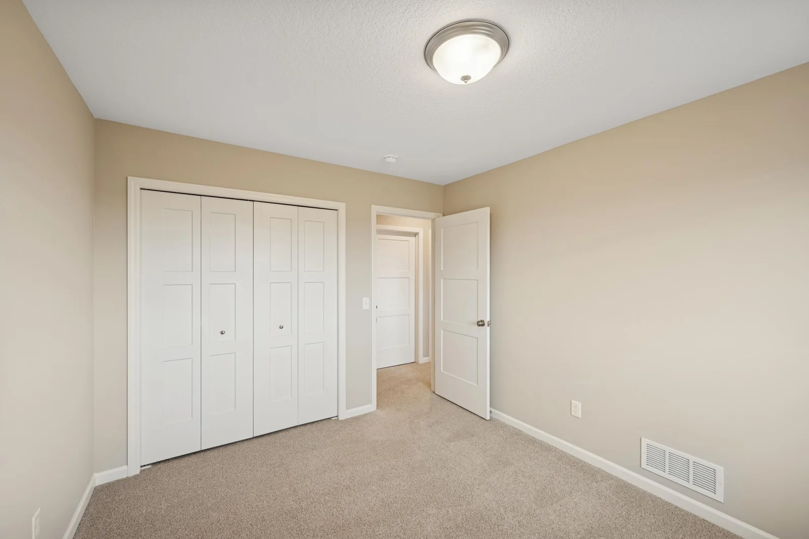 21_Lower Level Bedroom 2.jpg