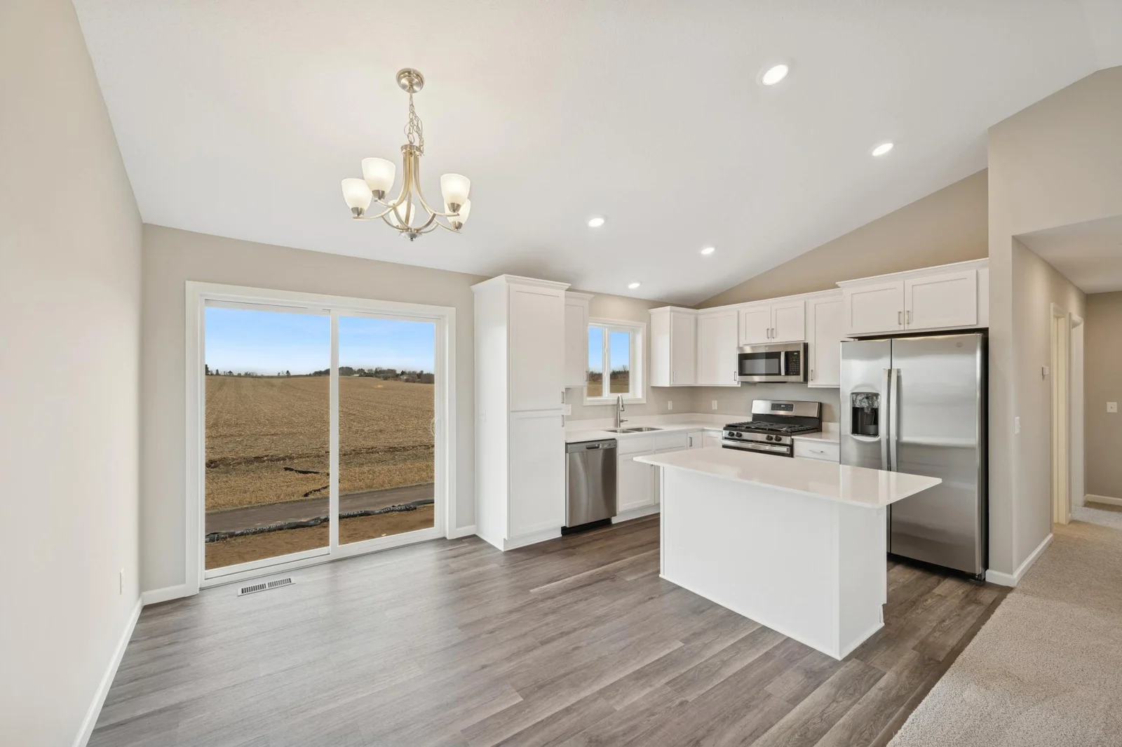 06_Dining Room.jpg