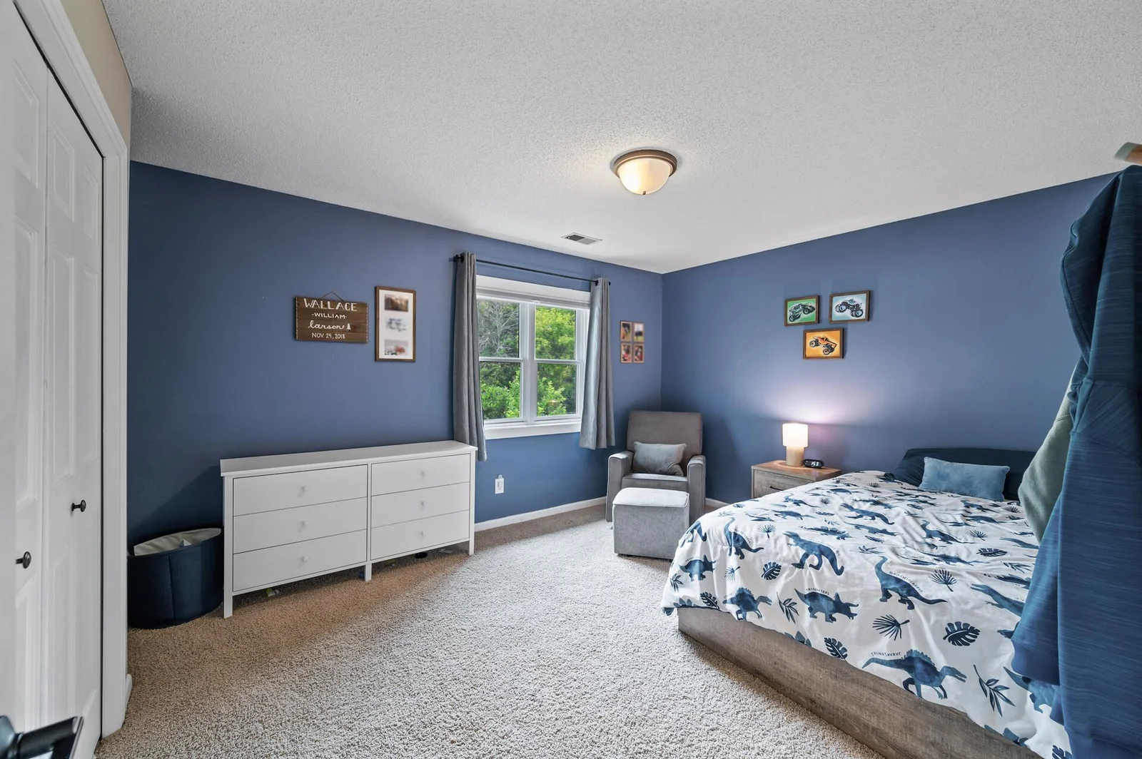 Bedroom 2 (upper)