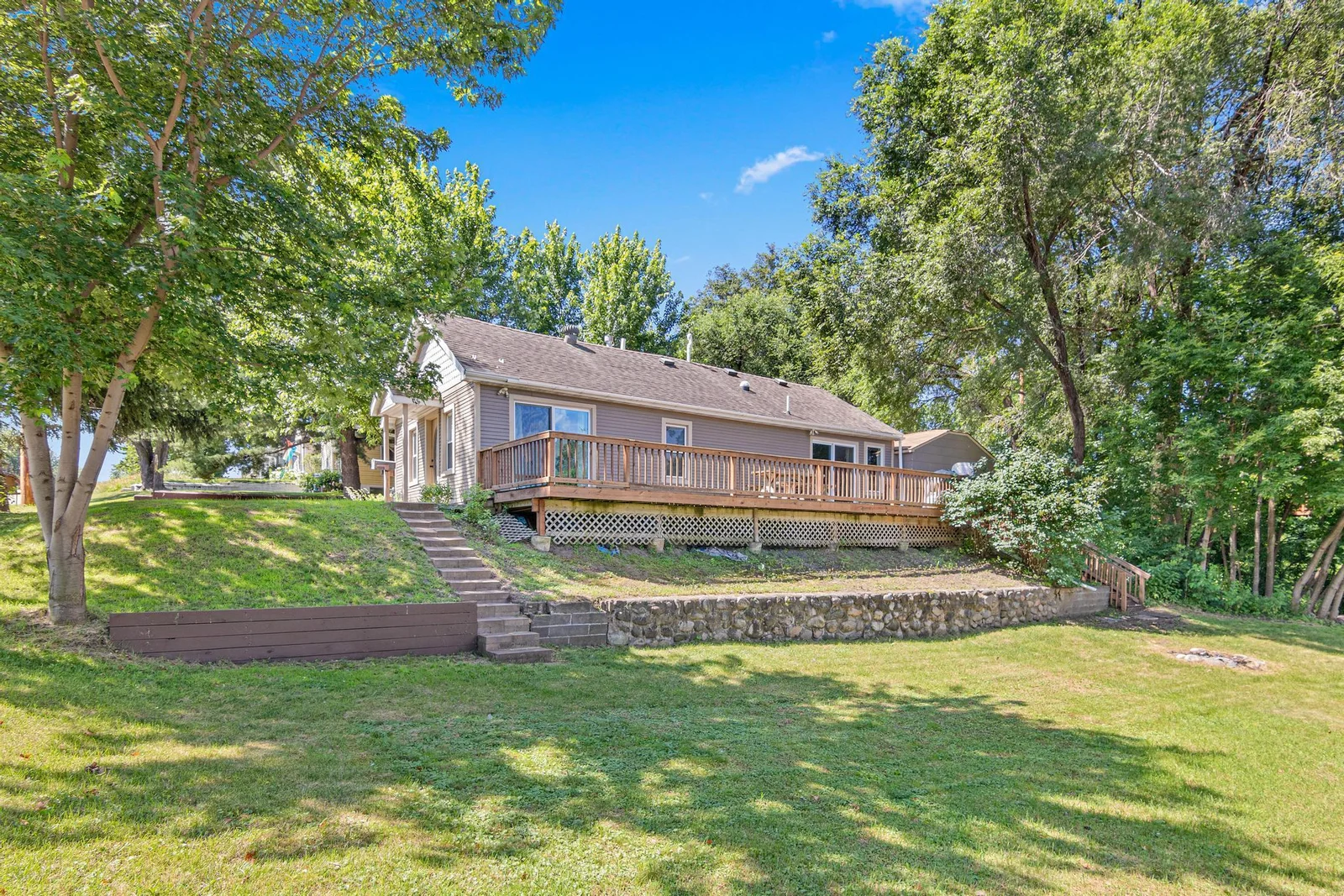 706 2nd Avenue NW-24.jpg