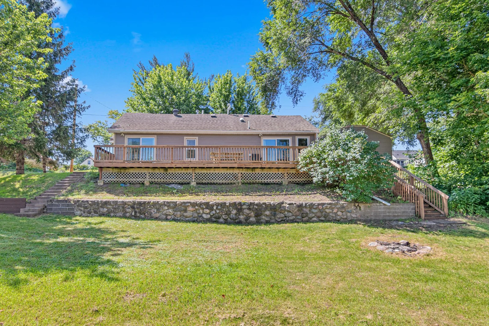 706 2nd Avenue NW-25.jpg