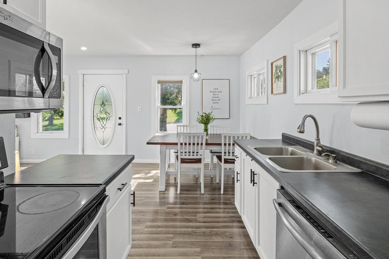 706 2nd Avenue NW-13.jpg