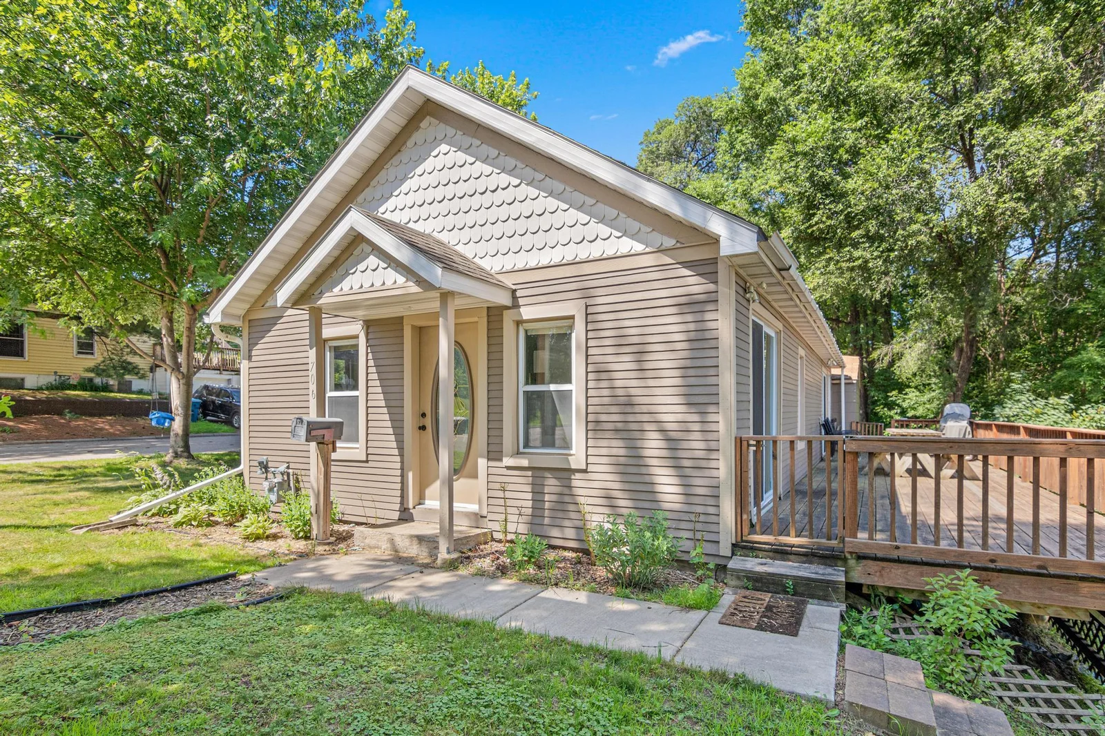 706 2nd Avenue, New Brighton