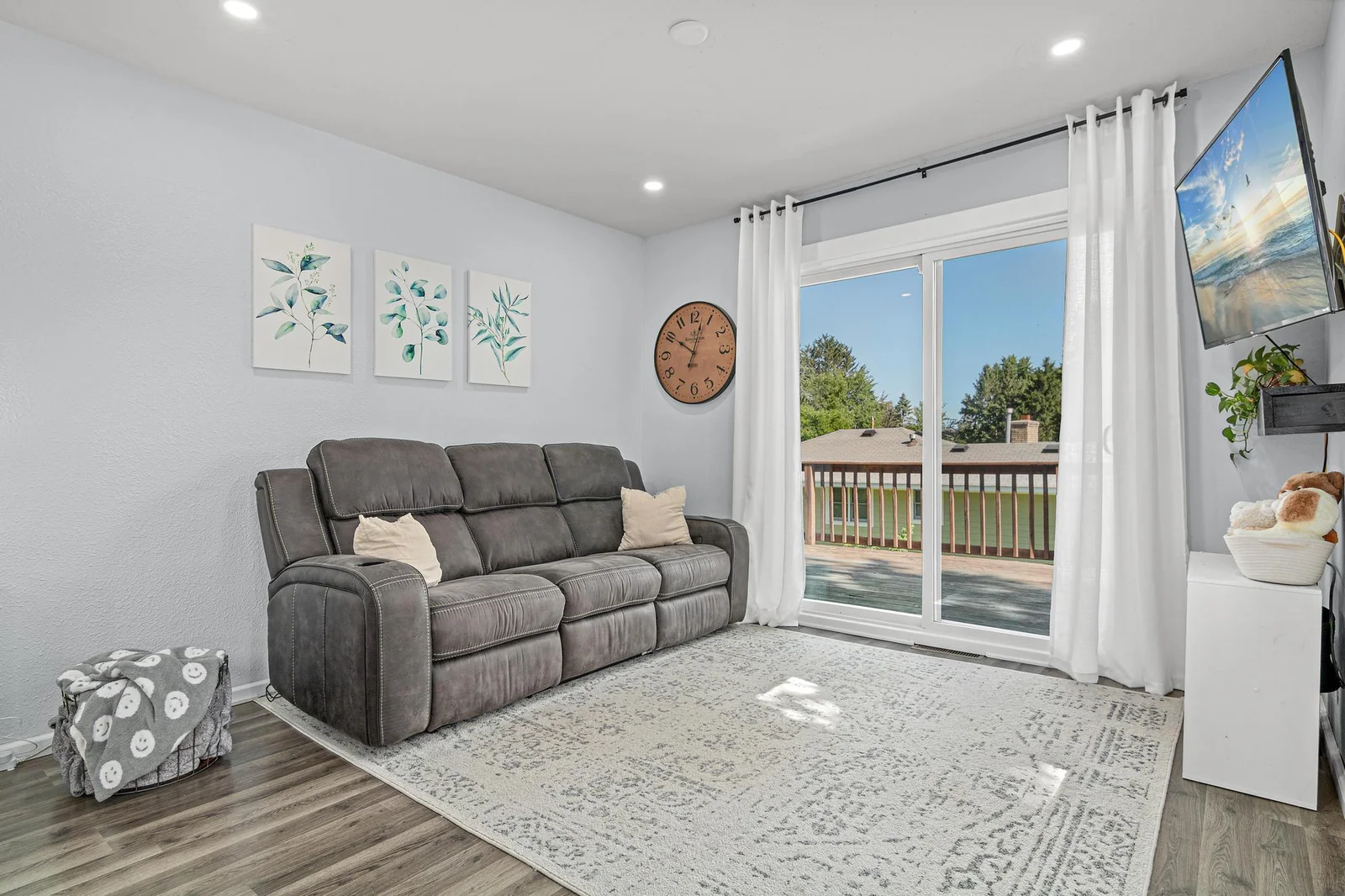 706 2nd Avenue NW-3.jpg