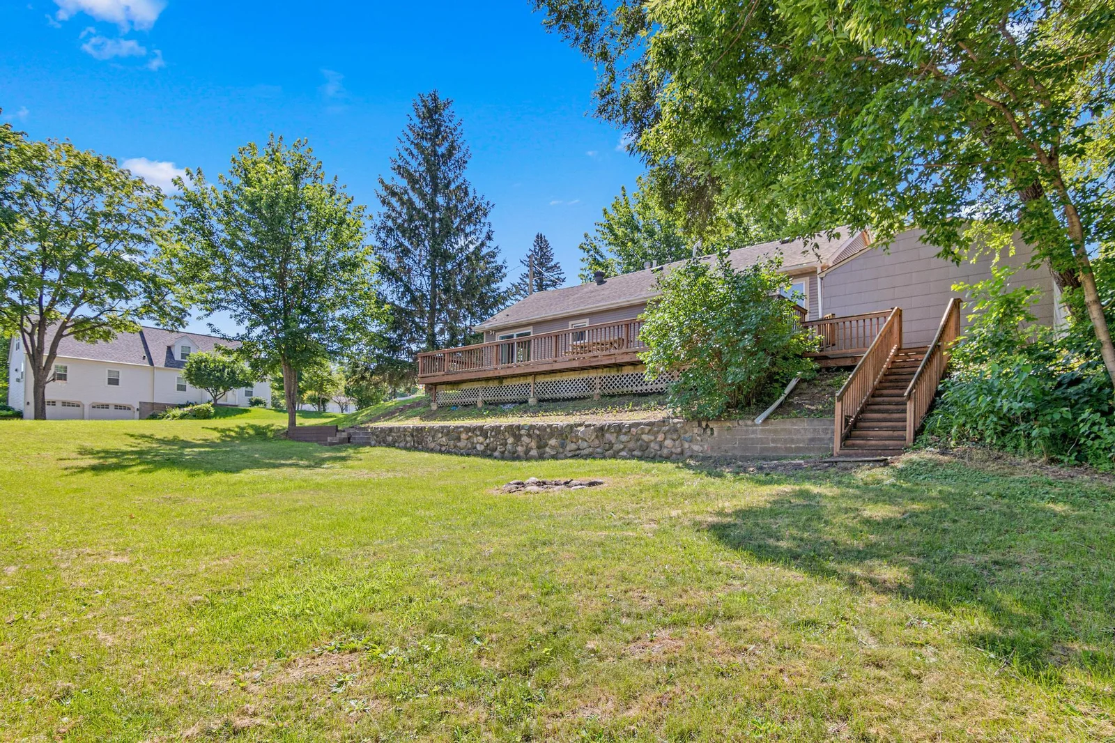 706 2nd Avenue NW-26.jpg