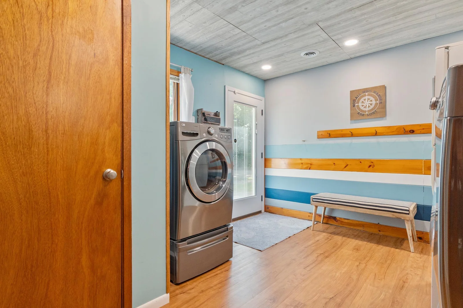 Laundry/Entry