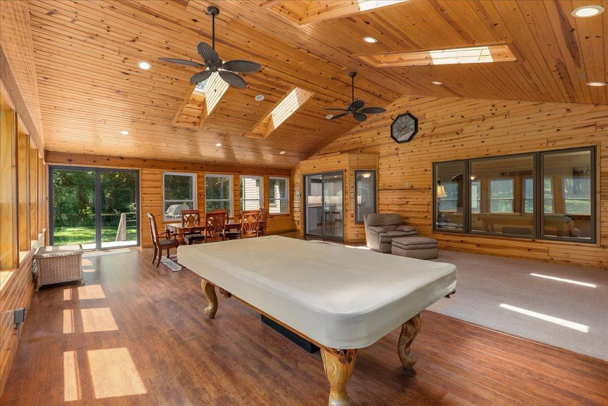 16-Sunroom.jpg