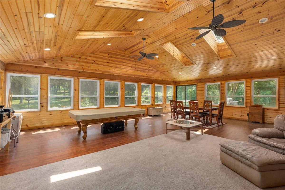15-Sunroom.jpg