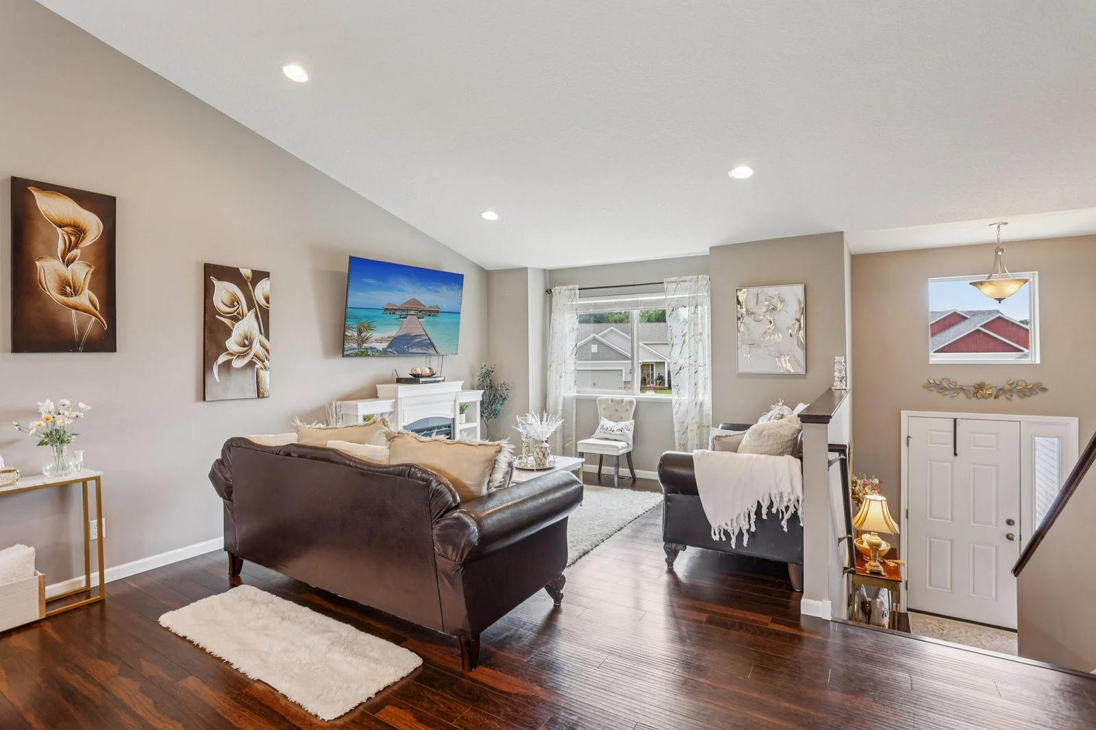 332 4th Ave, Lonsdale