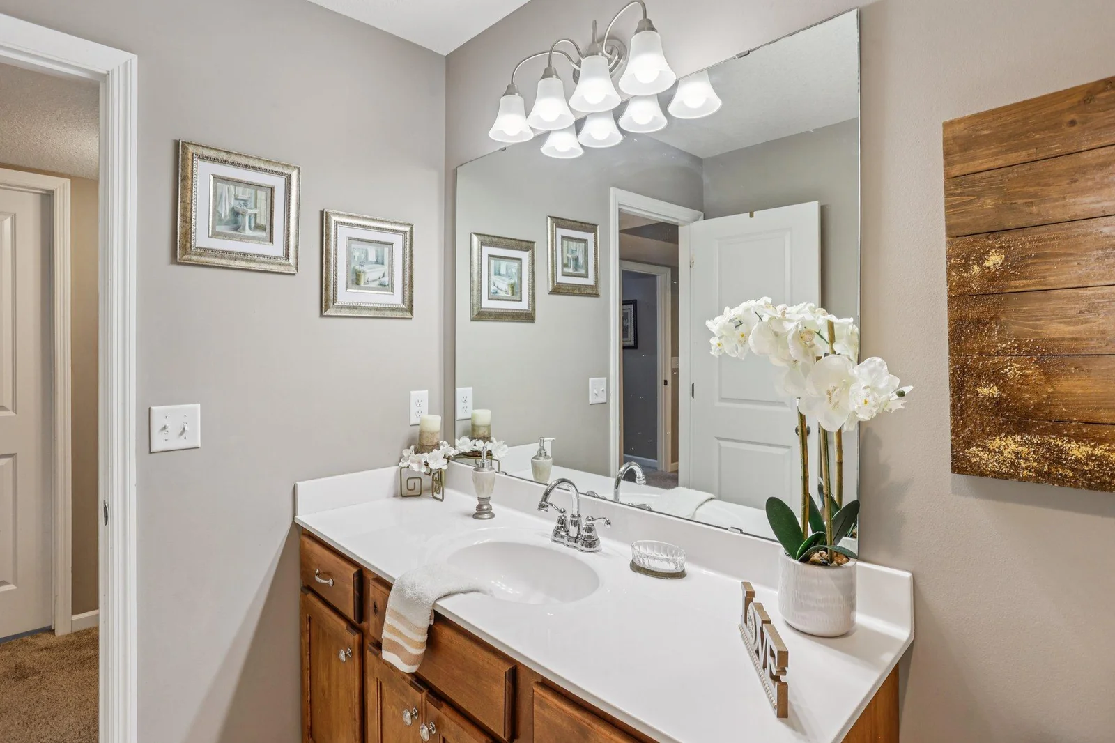 332 4th Ave, Lonsdale