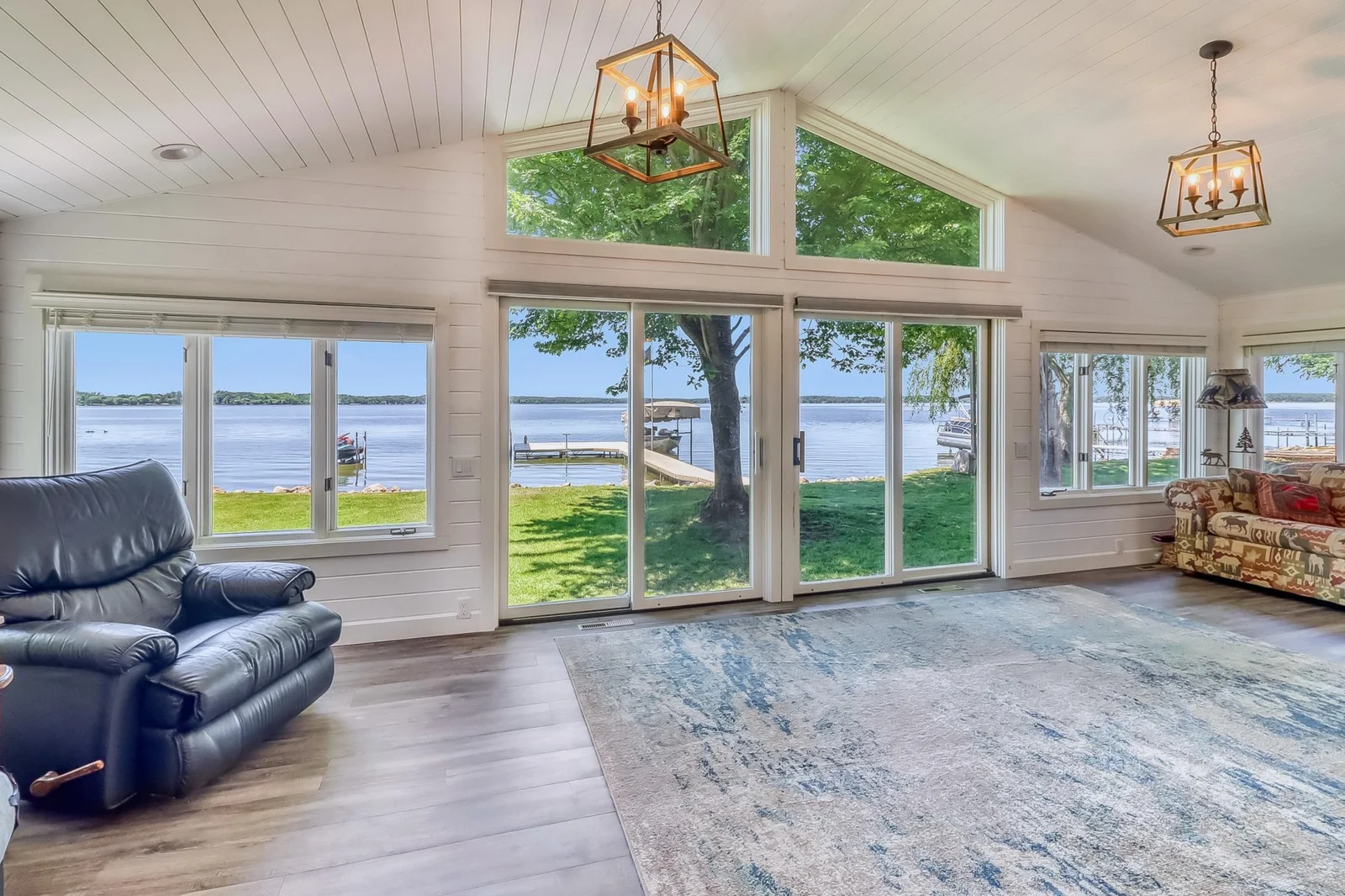 Sunroom1_1.jpg