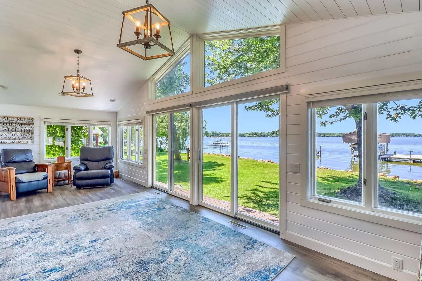 Sunroom1_2.jpg