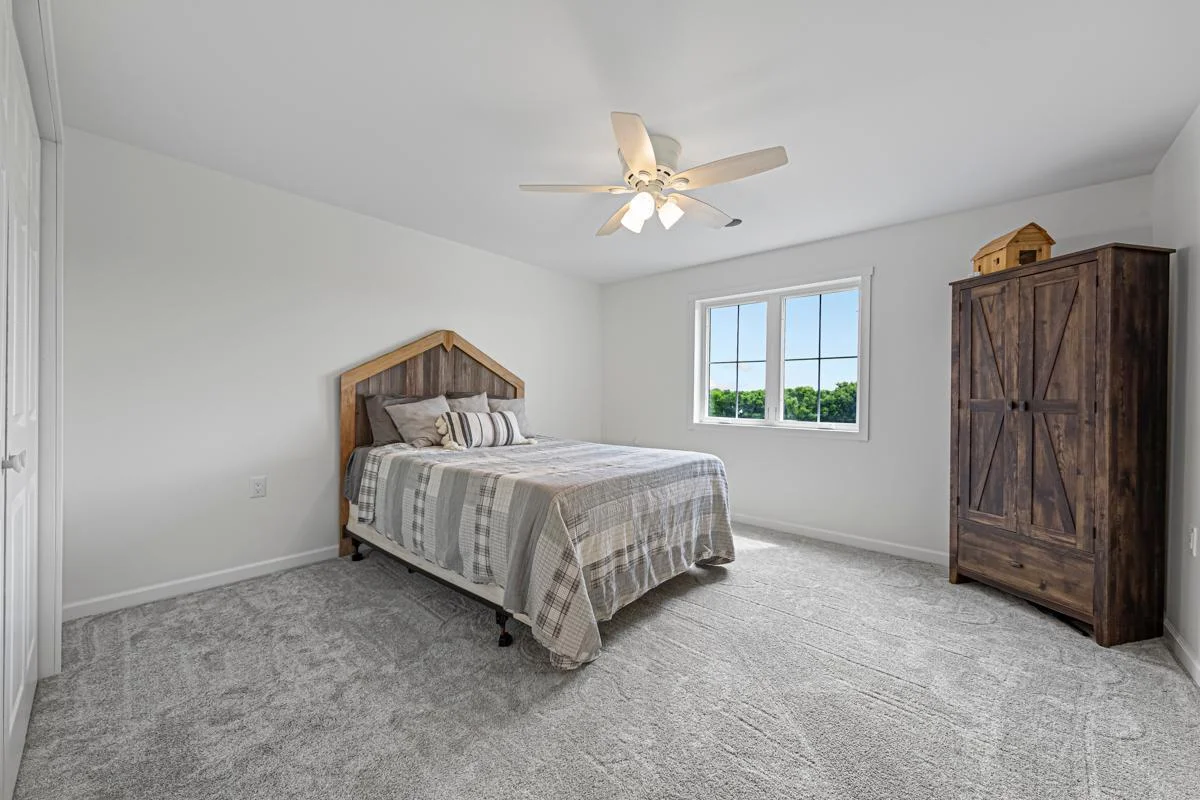 62 Bedroom 3_lower.jpg