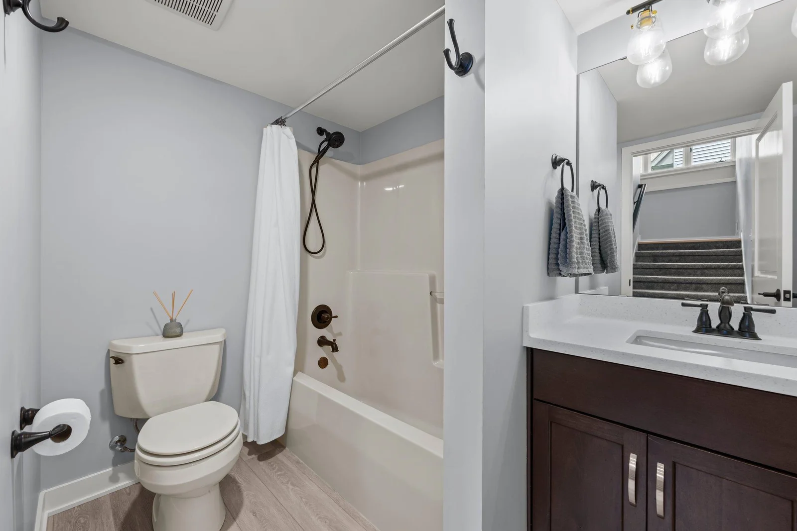 Lower Level Full Bath