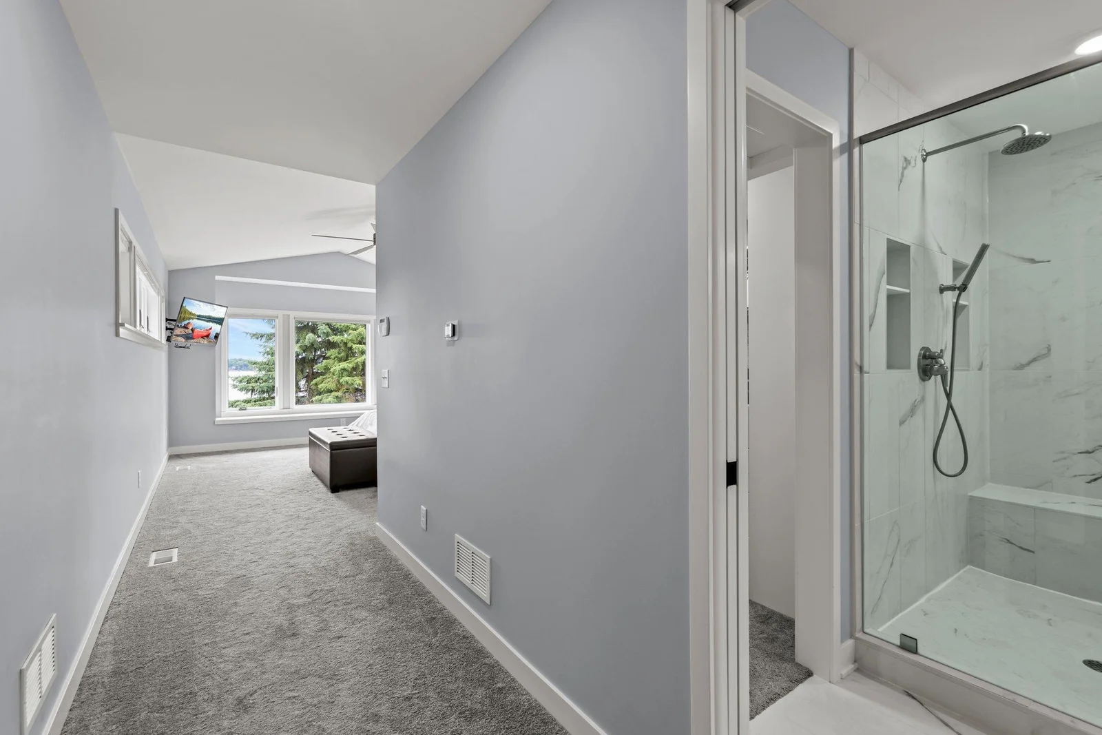 Upper Level Primary Suite