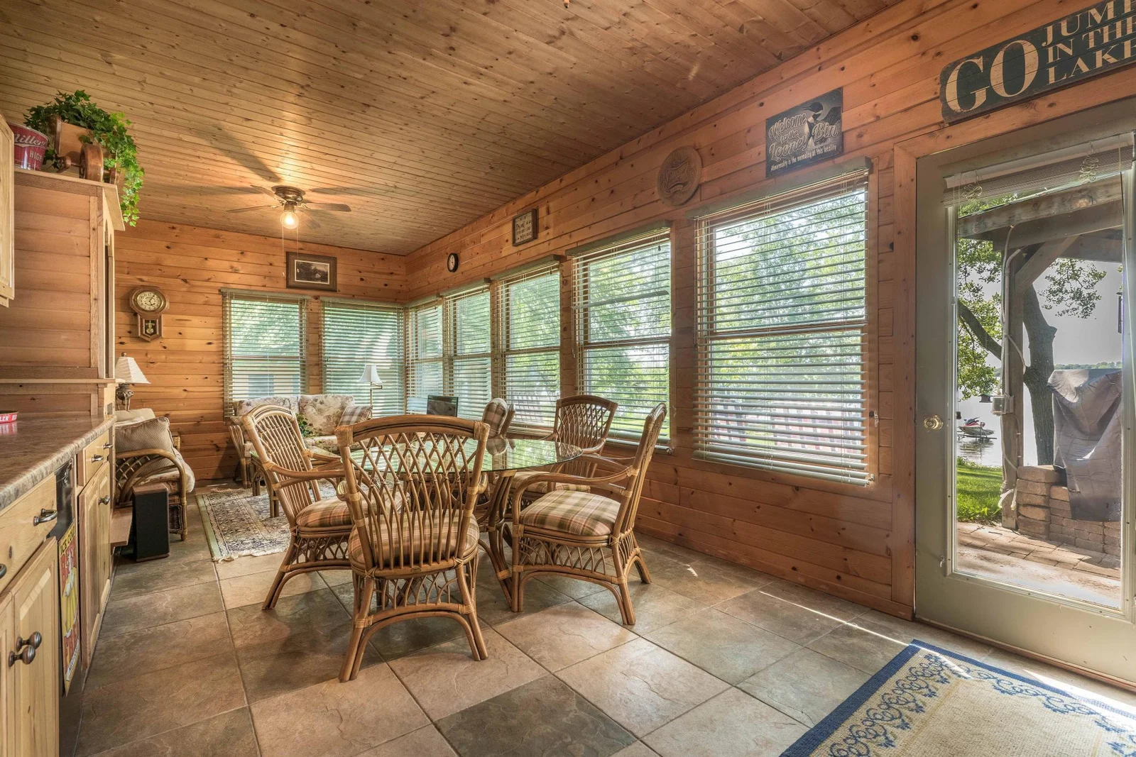 3 season porch