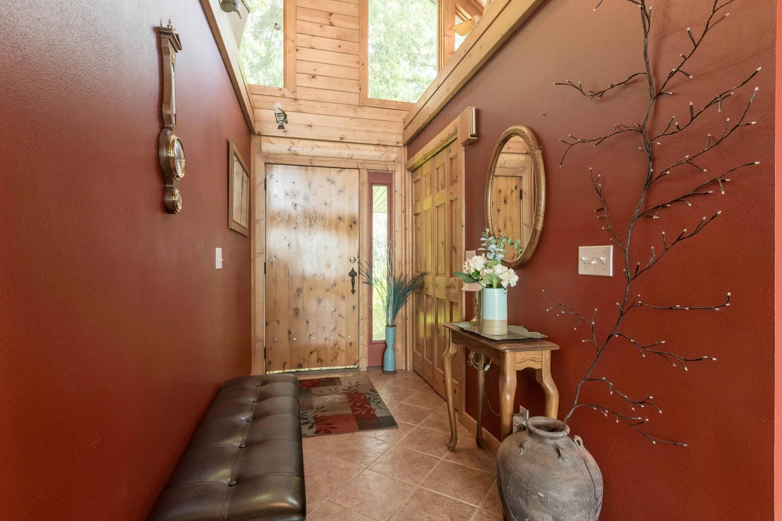 Grand entrance to Kitchen and living room.