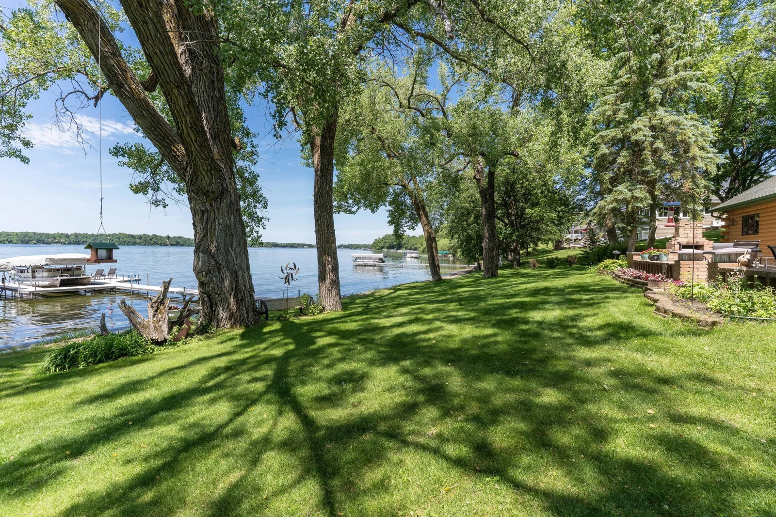 Side yard to lake
