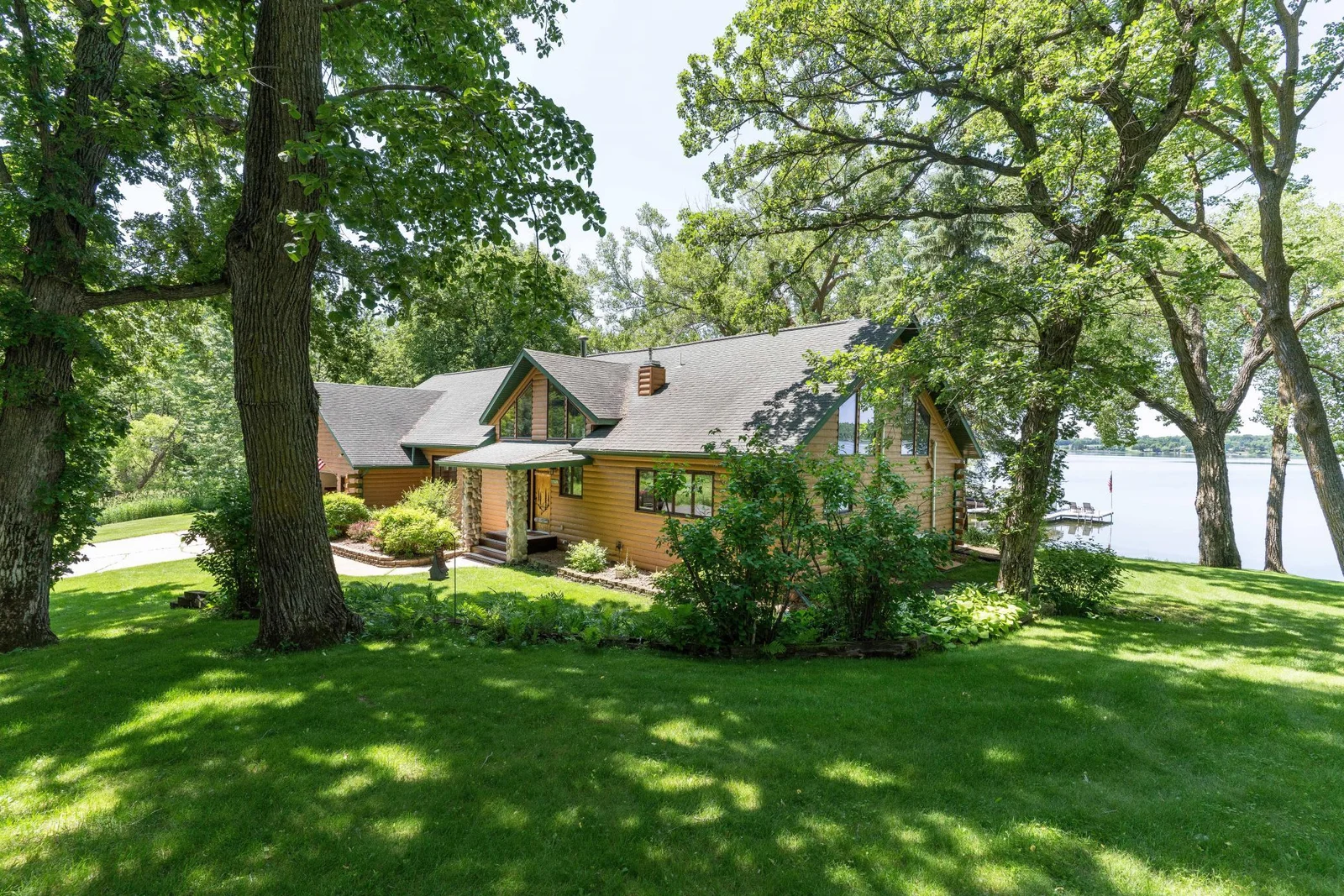 Side yard to lake